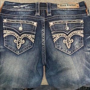 Women’s Rock Revival Straight Jeans 29
